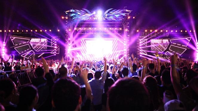 Big Weekend Featuring Oliver Schories